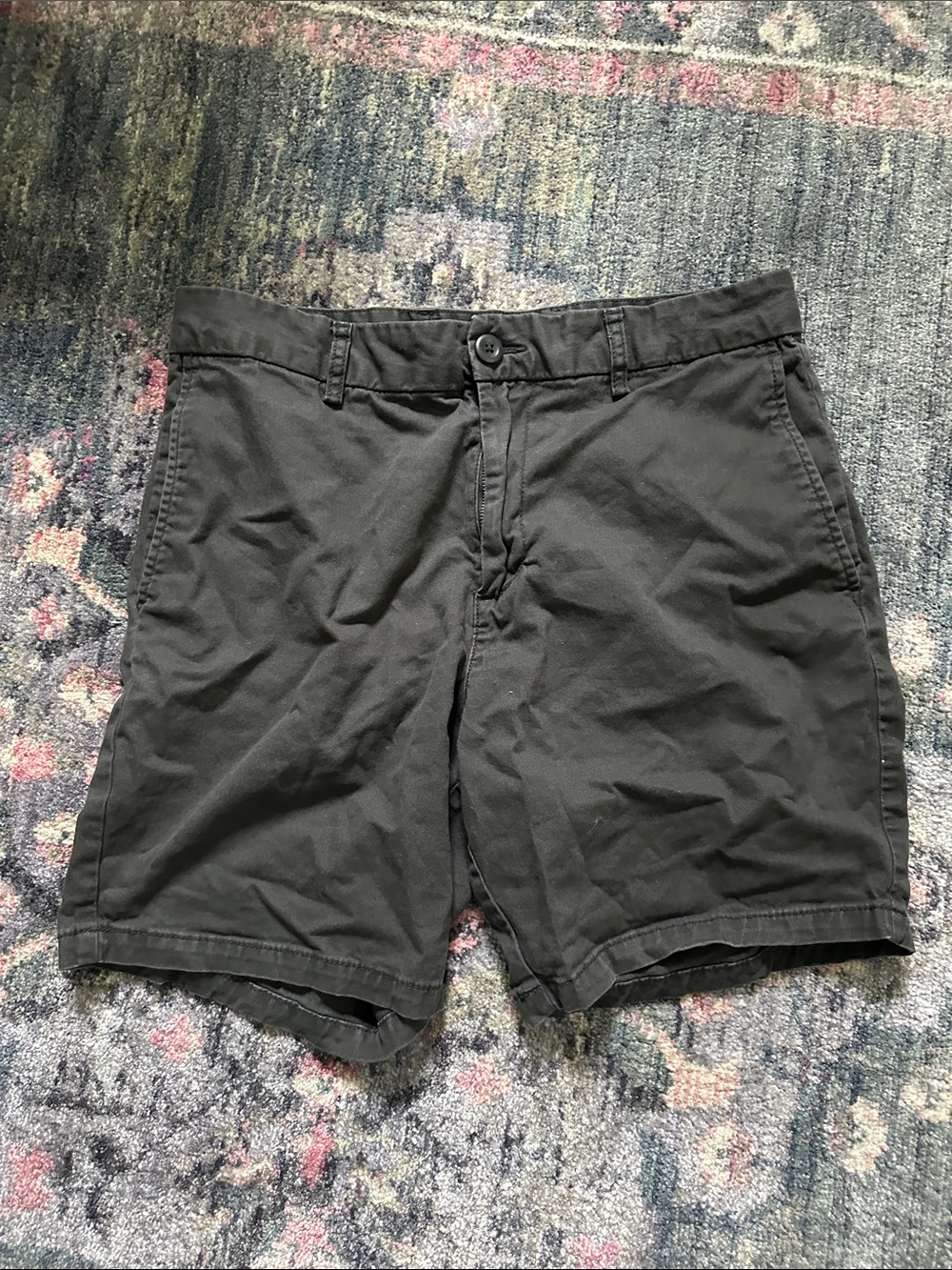 Old Navy Men's Gray 32 Slim Flat-Front Casual Shorts Preppy Golf Casual Chic